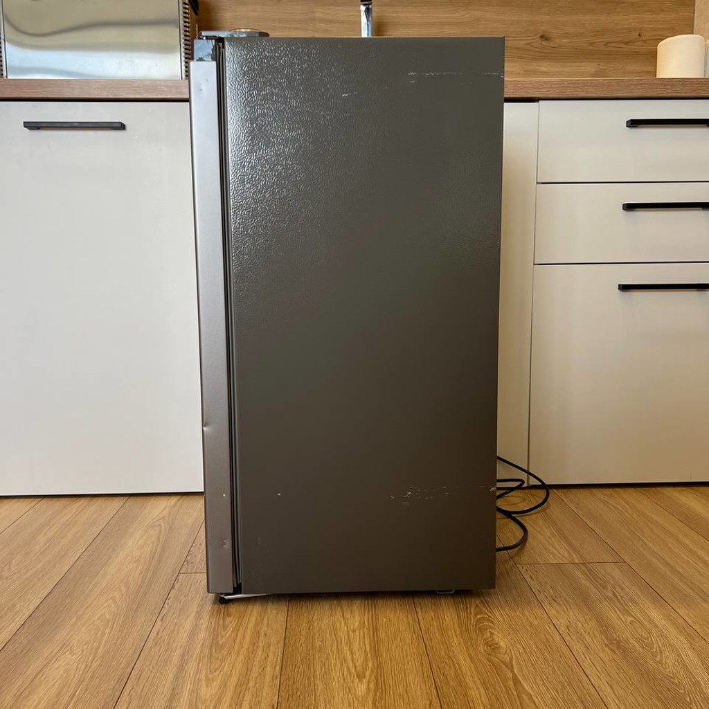 Мини-холодильник Hisense RS13DR-silver