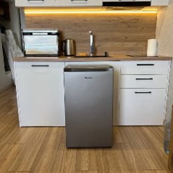 Мини-холодильник Hisense RS13DR-silver - фото 5