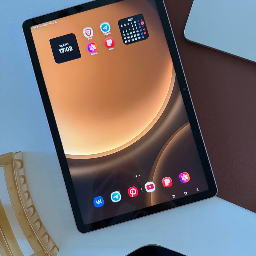 Планшет Samsung Tab S9 FE