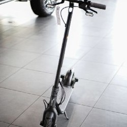 Электросамокат Ninebot Segway F25I - фото 2