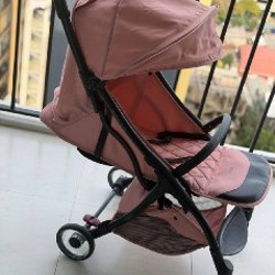 Детская коляска KikkaBoo Cloe Pink 2023 - фото 6