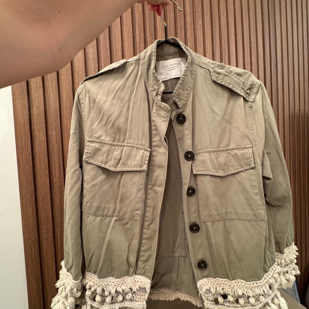 Легкая верхняя одежда ZARA