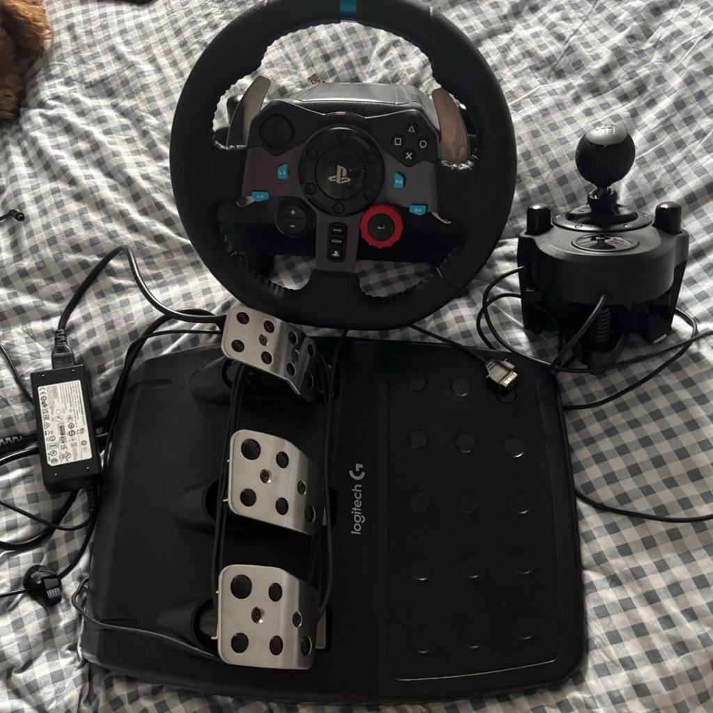 Игровой руль Logitech G29