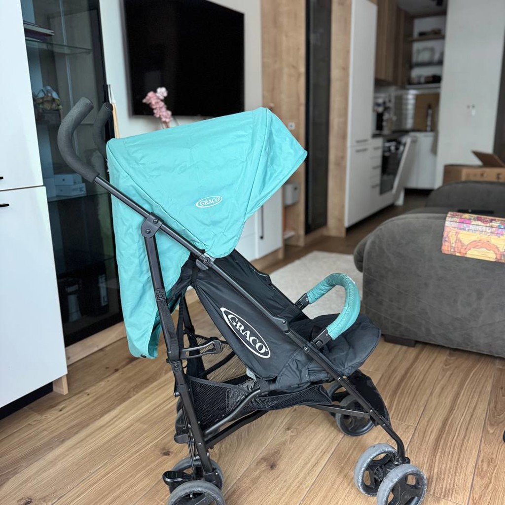 Детская прогулочная коляска Graco