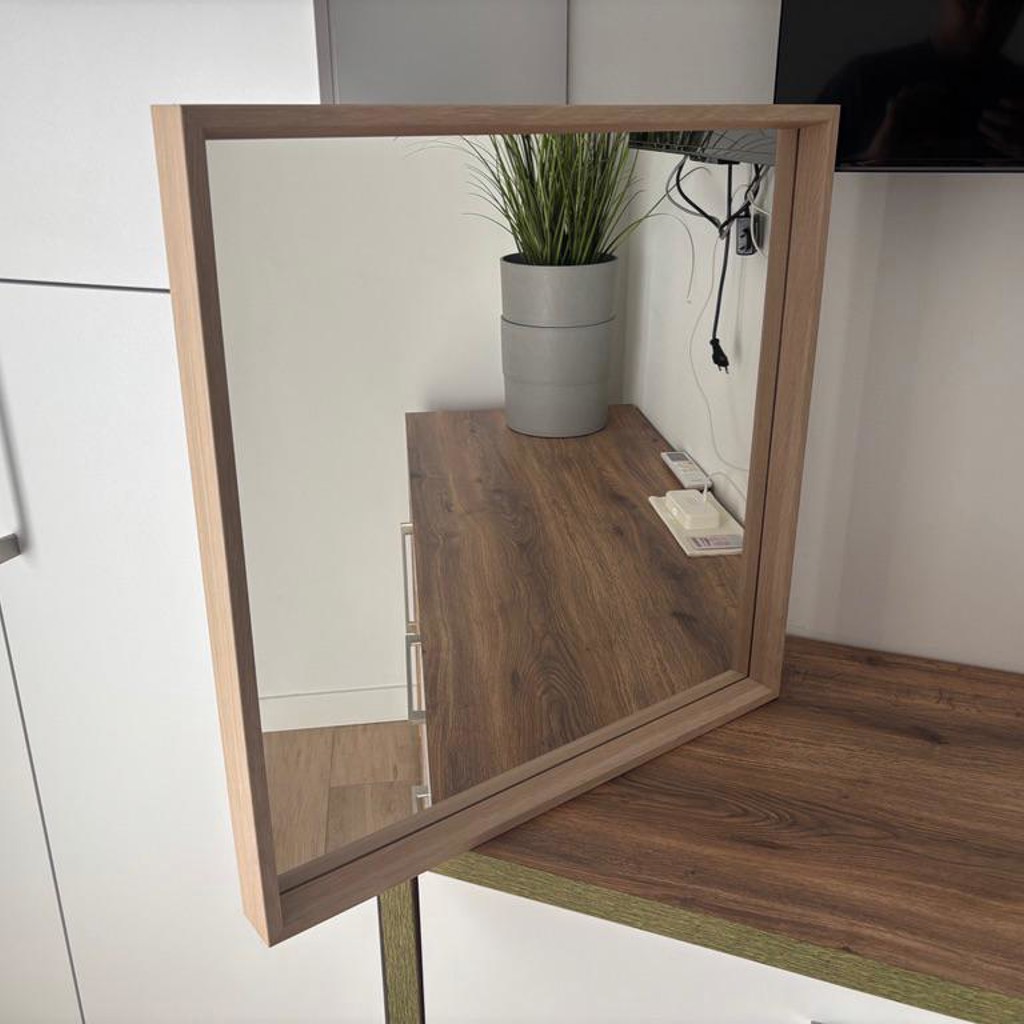 Зеркало IKEA NISSEDAL