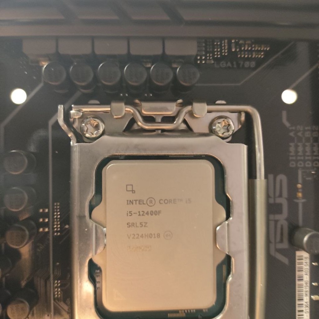 Комплект I5-12400f + Tuf gaming b660m-plus D4