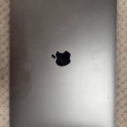 MacBook Air M1 (2020) - фото 2