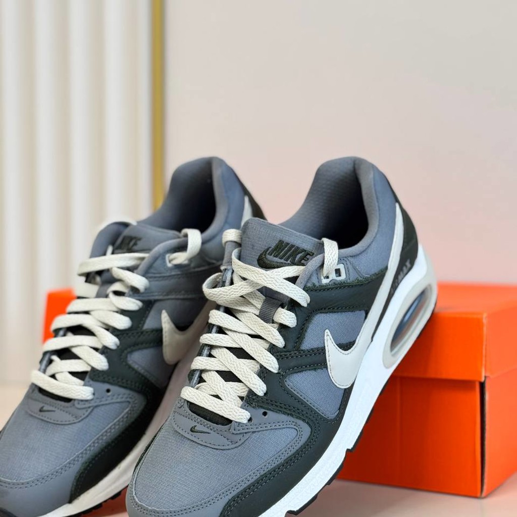 Кроссовки Nike