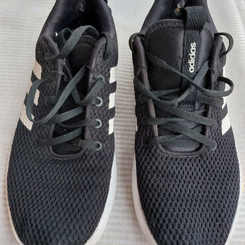 Кроссовки Adidas