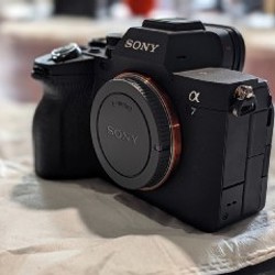 Sony Alpha A7 IV - фото 2