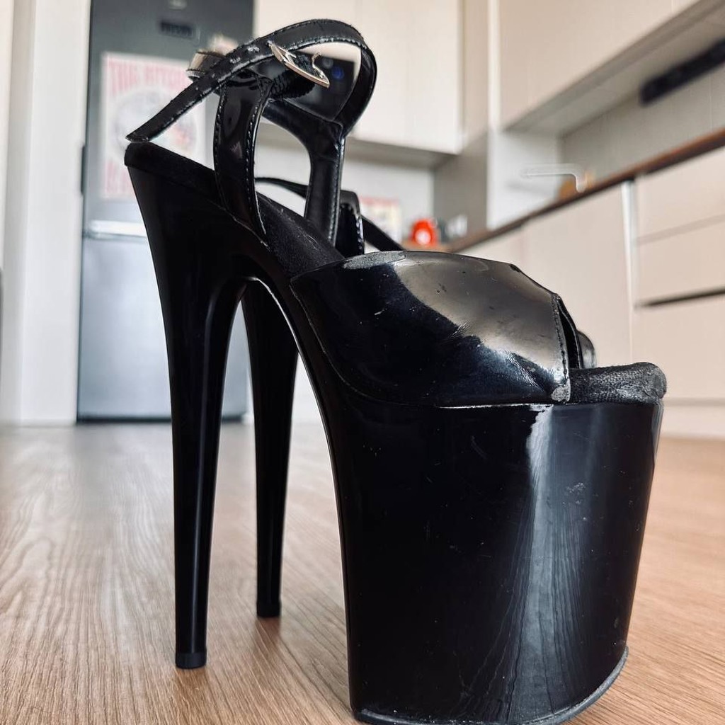Стрипы-тройки Pleaser