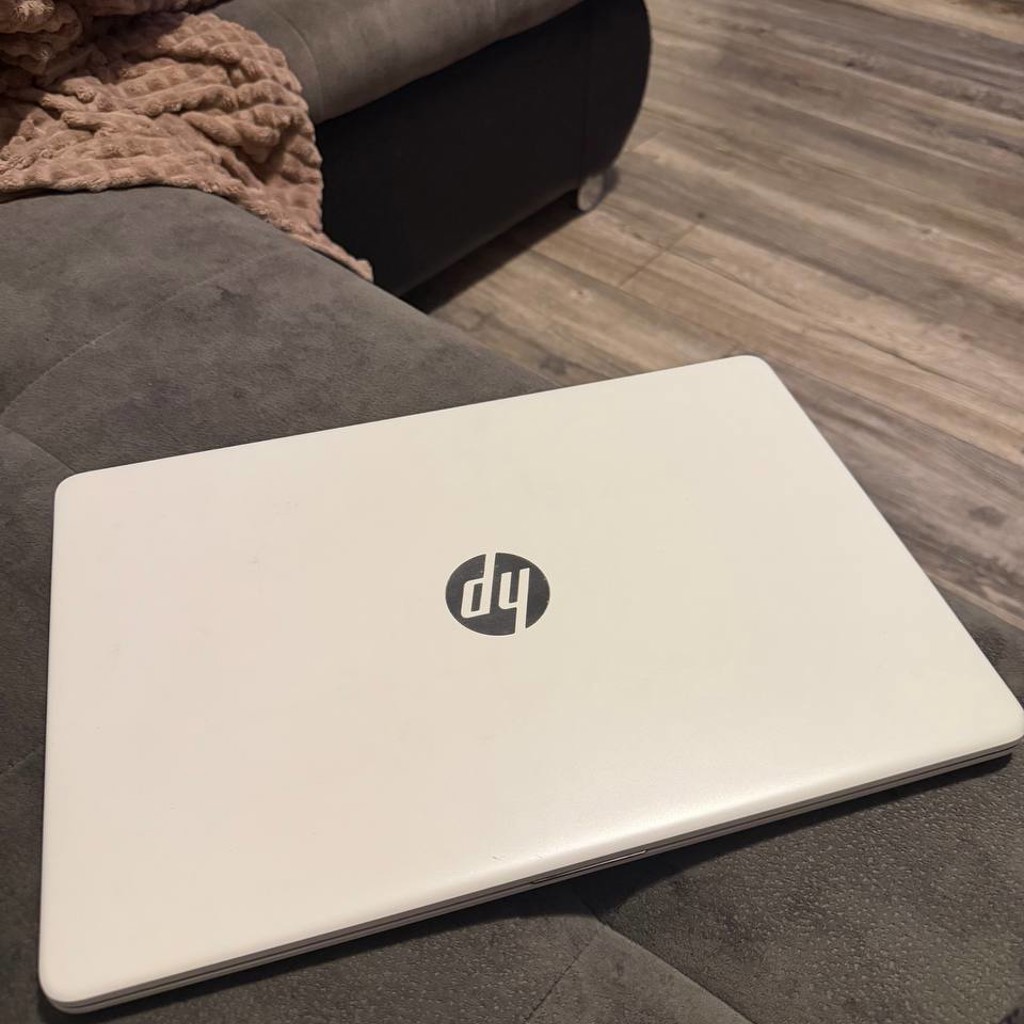 Ноутбук HP 15s-fa2046nt