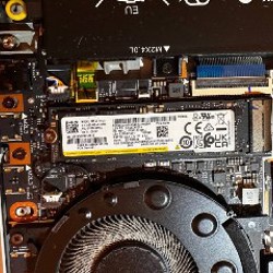 Ноутбук Legion 7 16IRX9 - фото 1