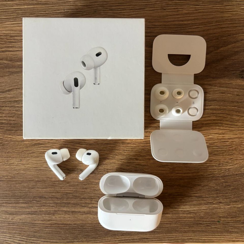 Apple AirPods Pro 2