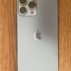 IPhone 13 - фото 1