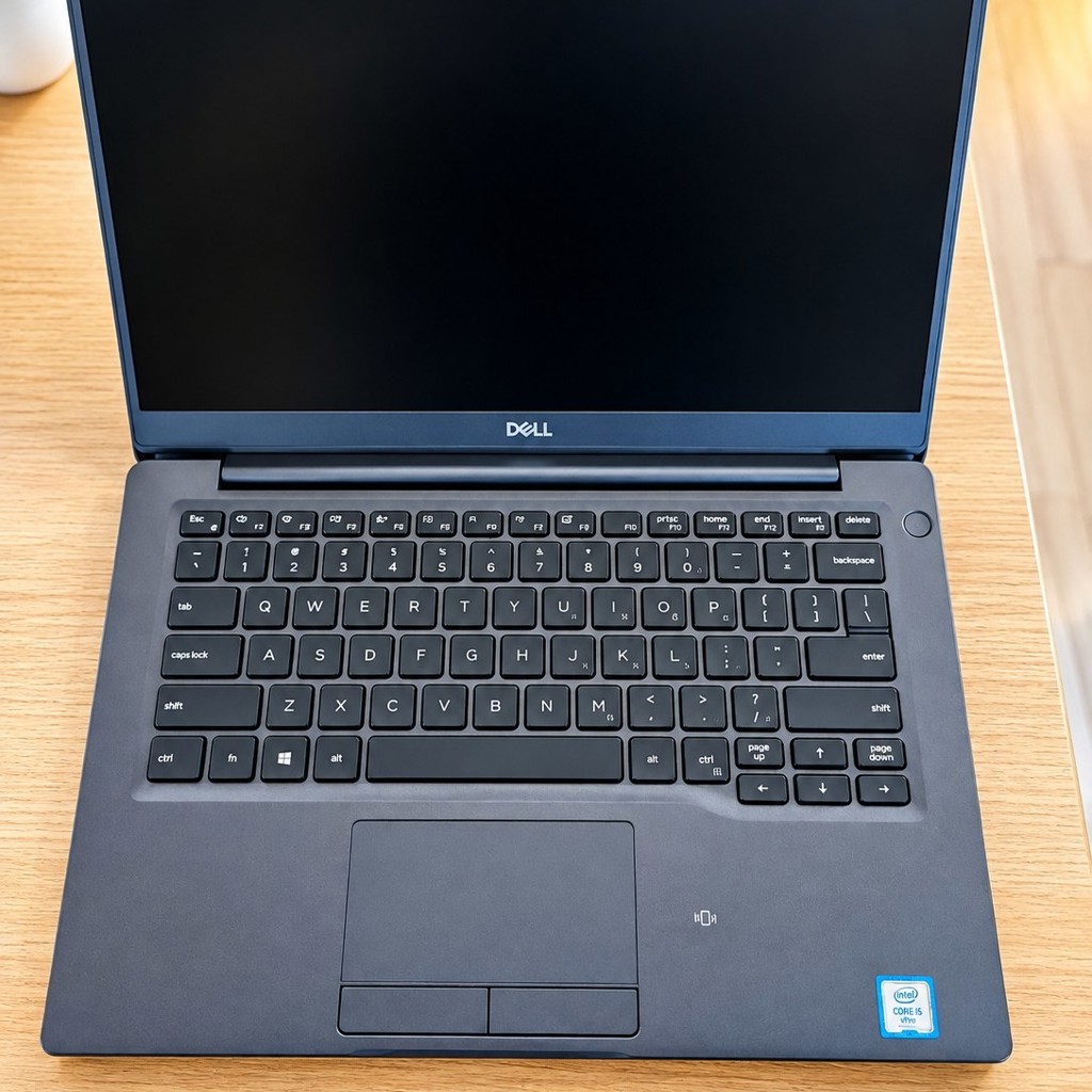 Ноутбук DELL 5400