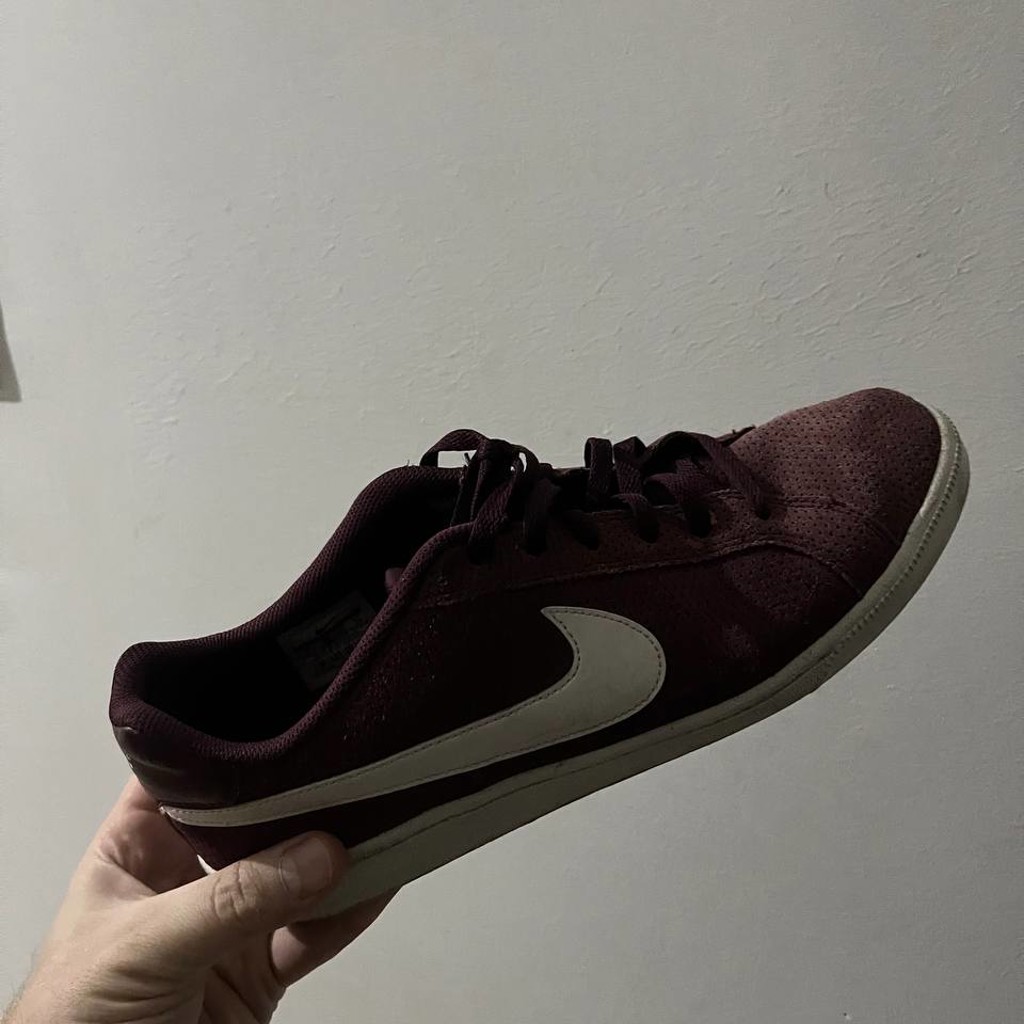 Кроссовки Nike