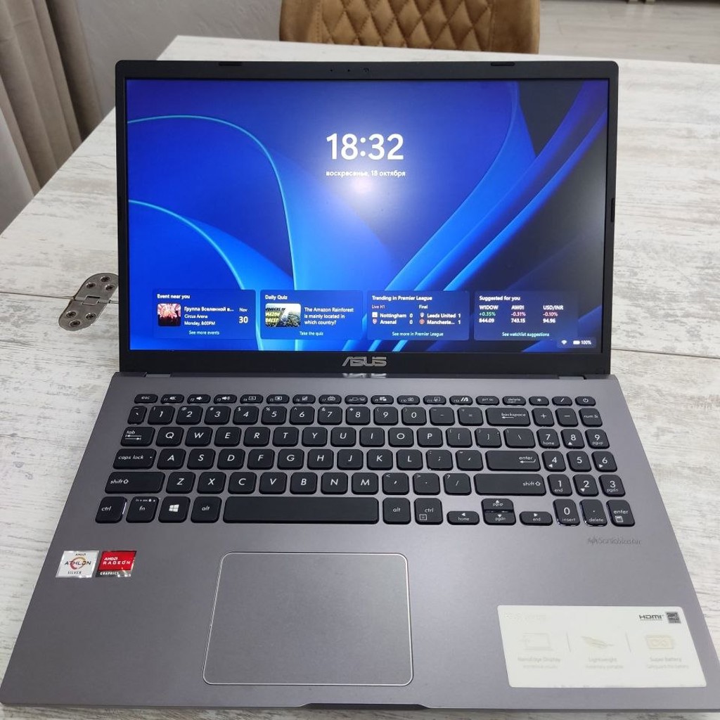 Ноутбук ASUS