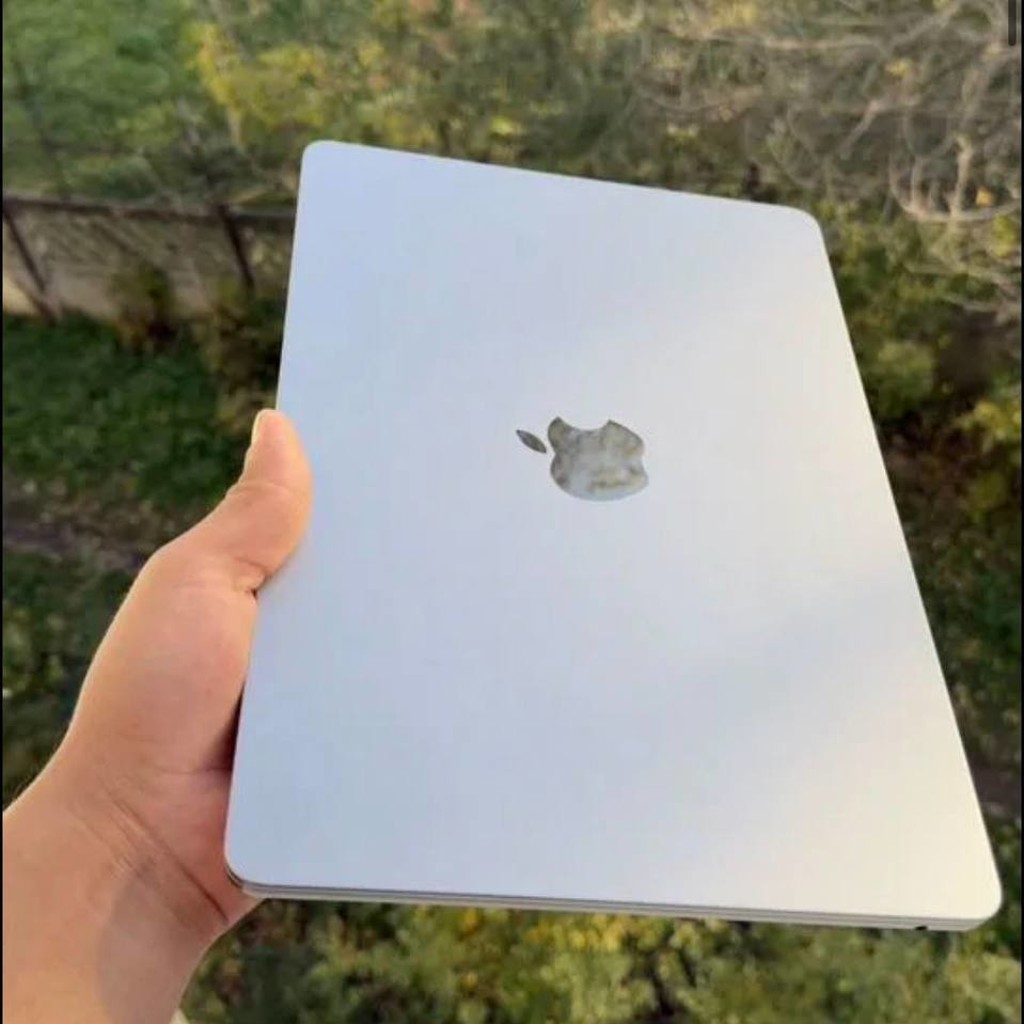 MacBook