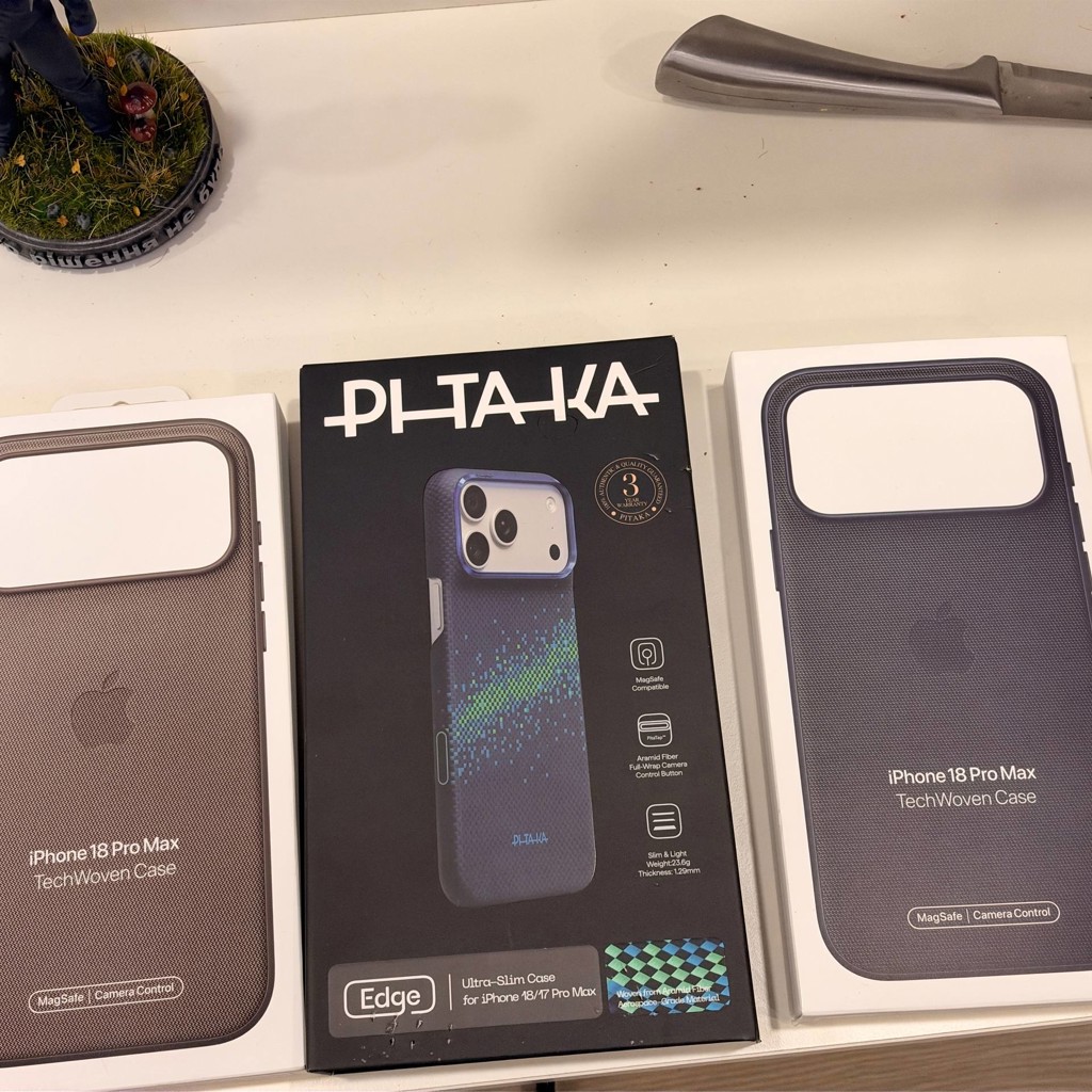 Чехлы для iPhone 18 Pro Max