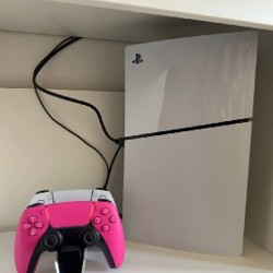 PS5 Slim 1TB - фото 2