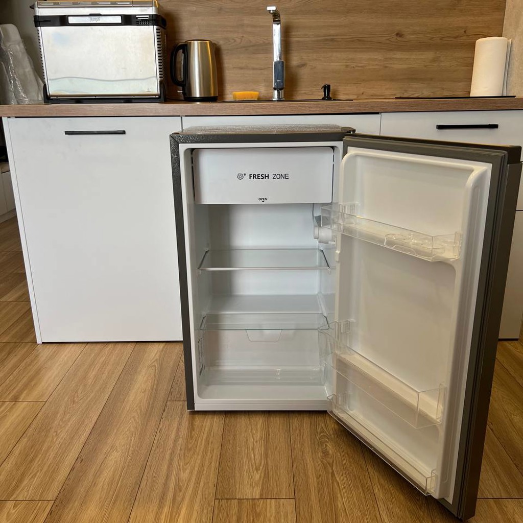 Мини-холодильник Hisense RS13DR-silver