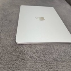 MacBook Air 13' M4 - фото 5