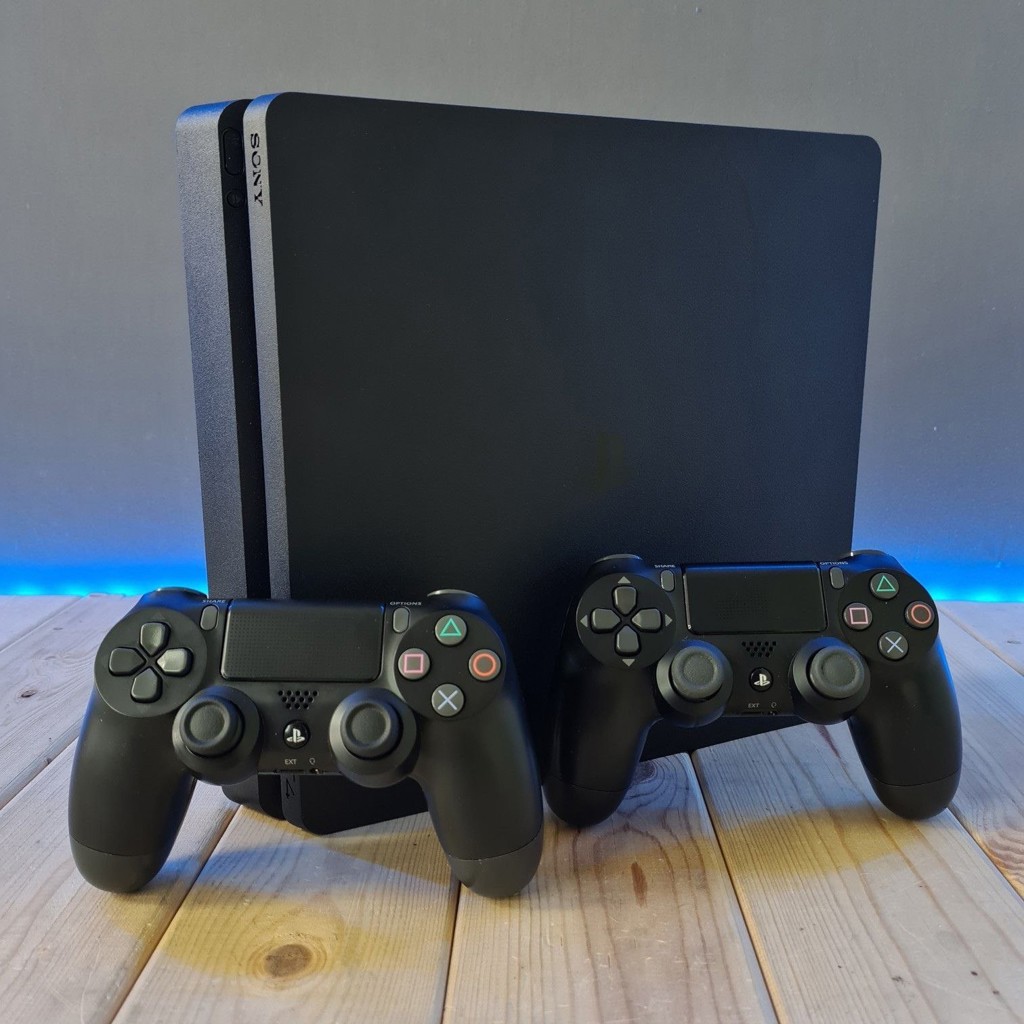 PlayStation 4 Slim