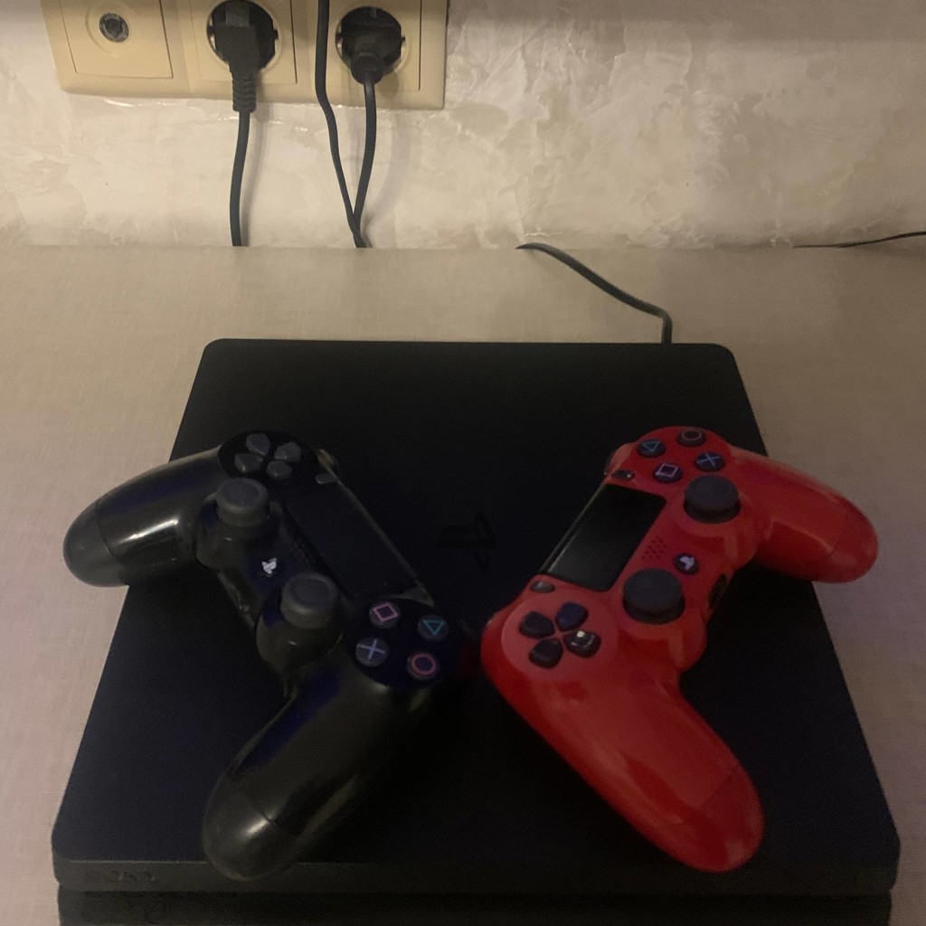 PlayStation 4 (PS4) 500 GB