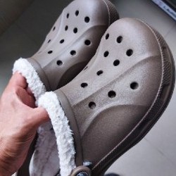 Crocs Classic Fleece Lined Clog - фото 3