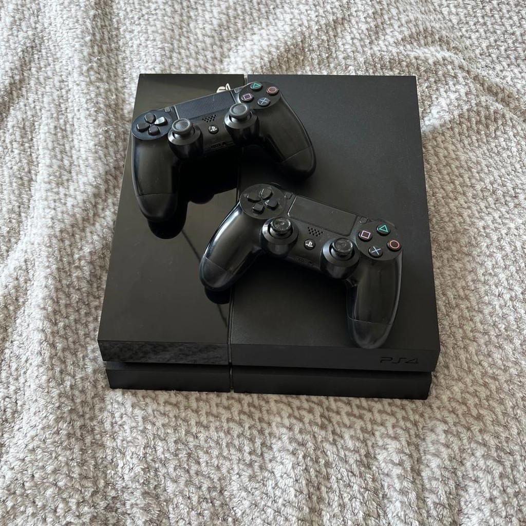 PlayStation 4