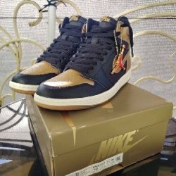 Jordan 1 Mid Metallic Gold - фото 3