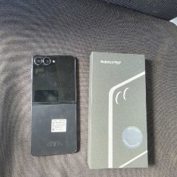 Samsung Galaxy Z Flip 7 - фото 2