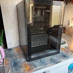 Мини-холодильник HYUNDAI RHSW70B - фото 6