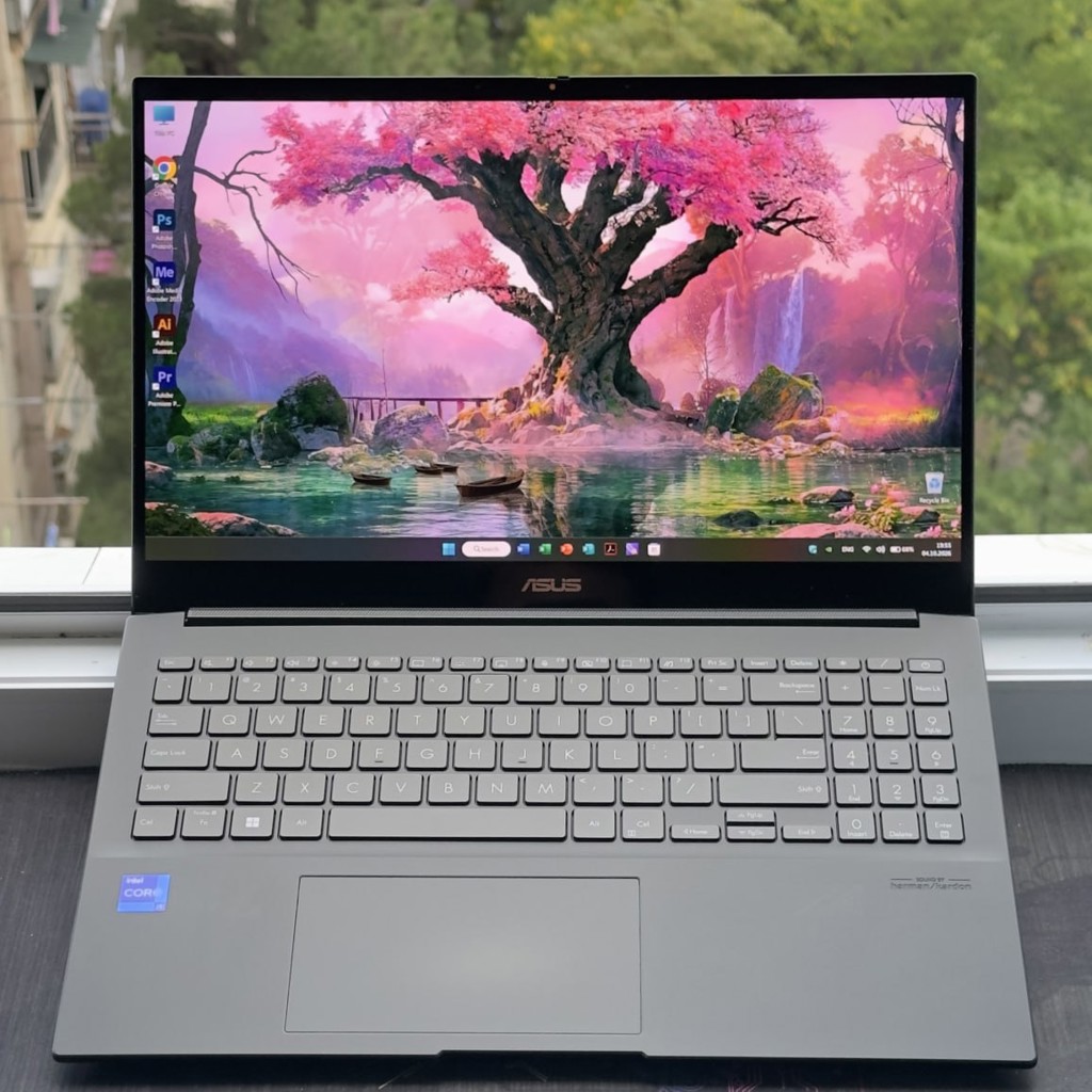 ASUS Creator Laptop Q (Q540)