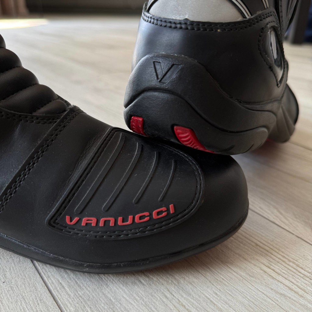 Мотоботы Vanucci OutDry