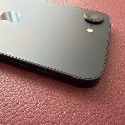 IPhone 16e - фото 4