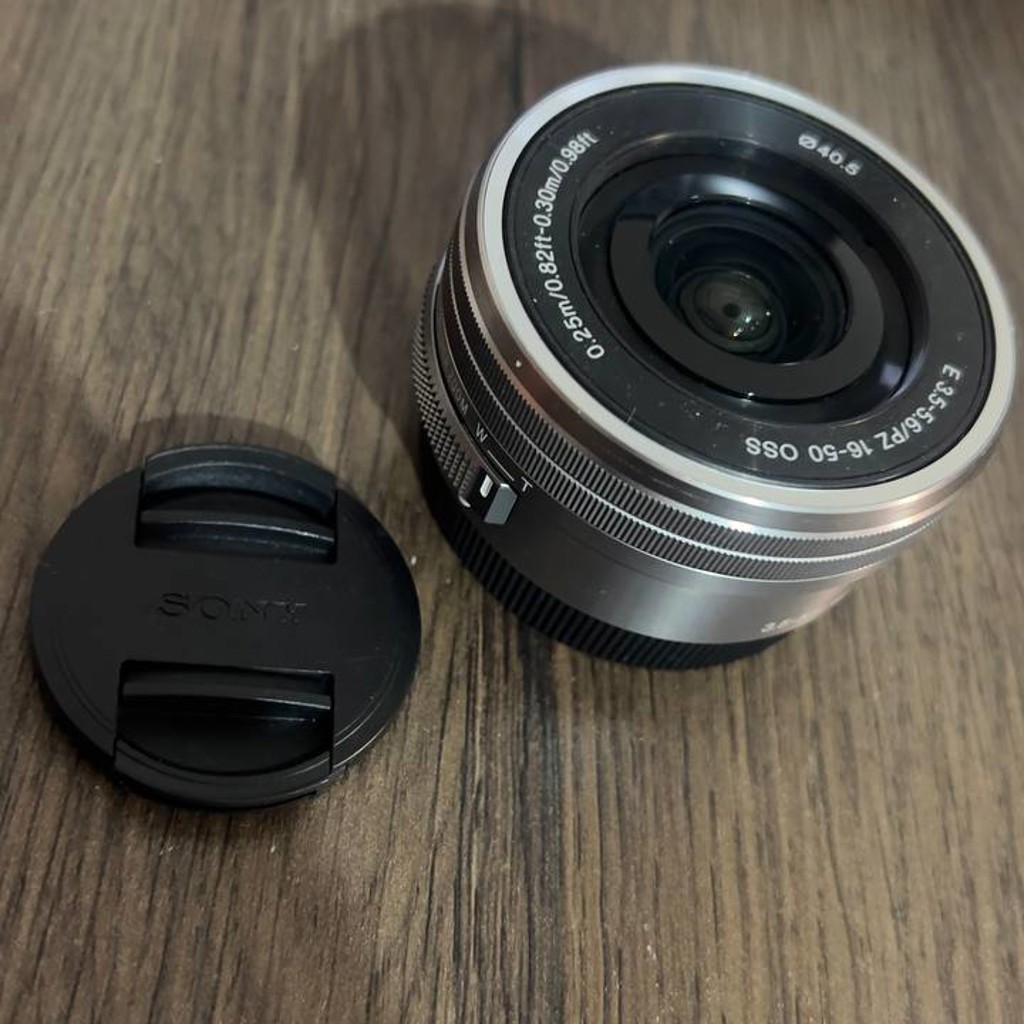 Объектив Sony ZVE 10