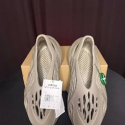 Adidas Yeezy Foam Runner - фото 3