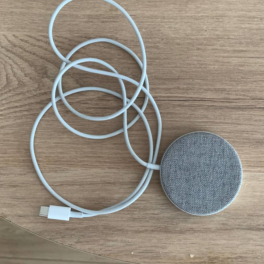 Магнитная беспроводная зарядка USB-C