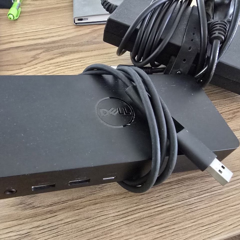 Док-станция Dell D6000