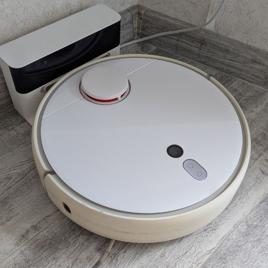 Робот-пылесос Xiaomi