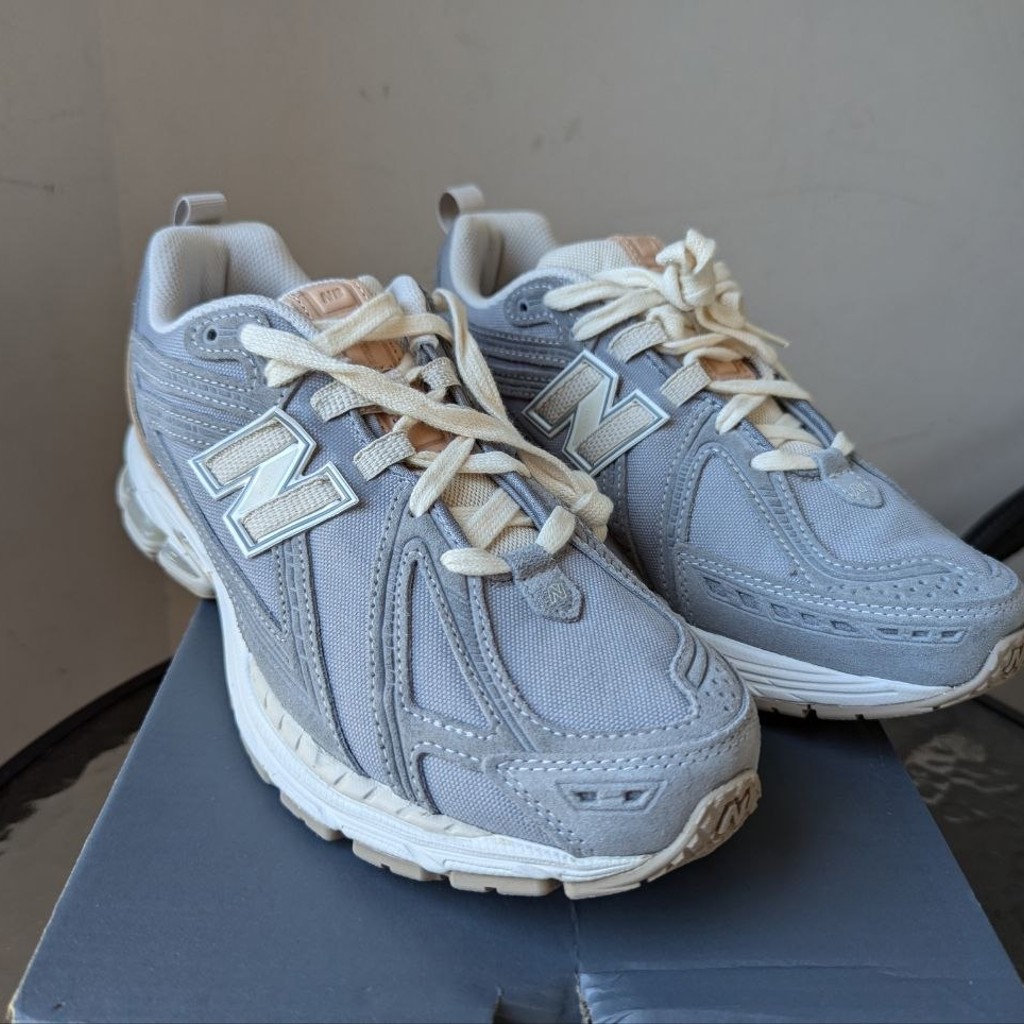 Кроссовки New Balance 1906