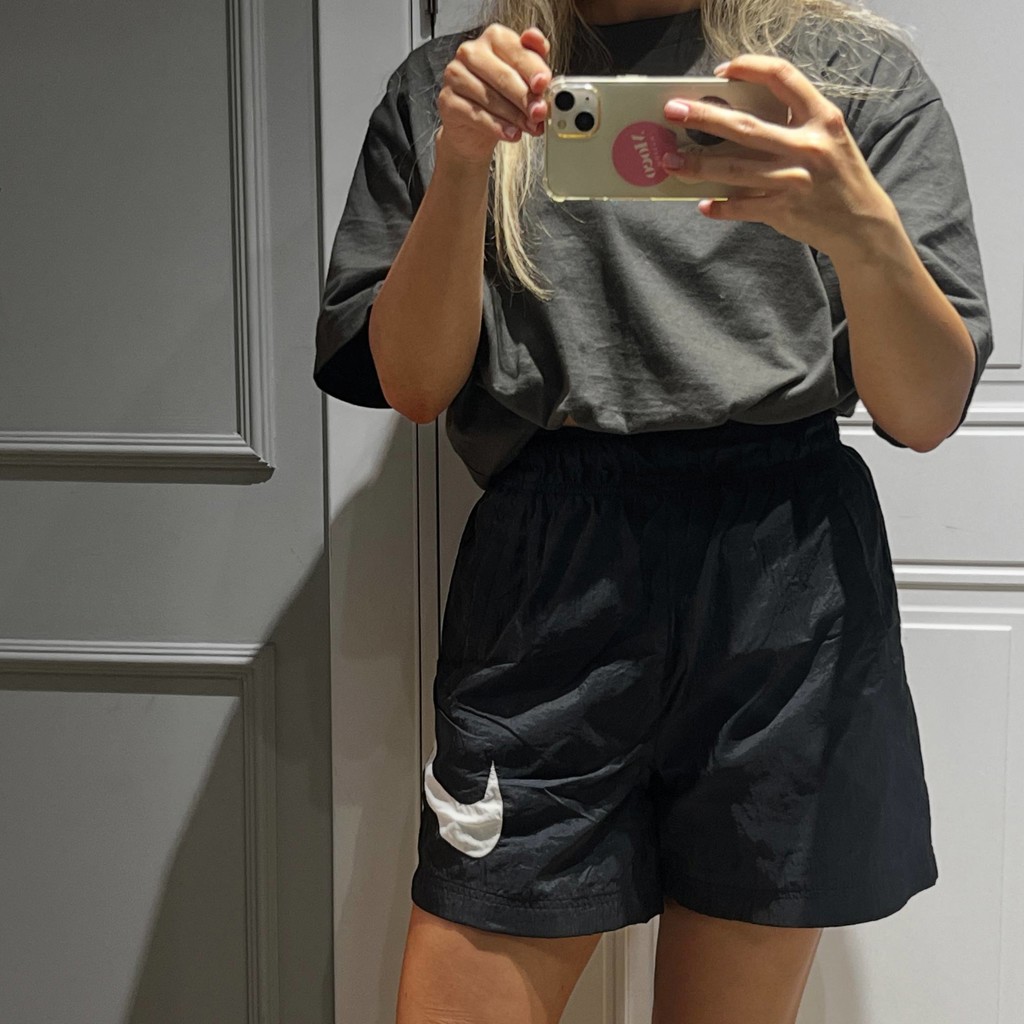 Шорты Nike