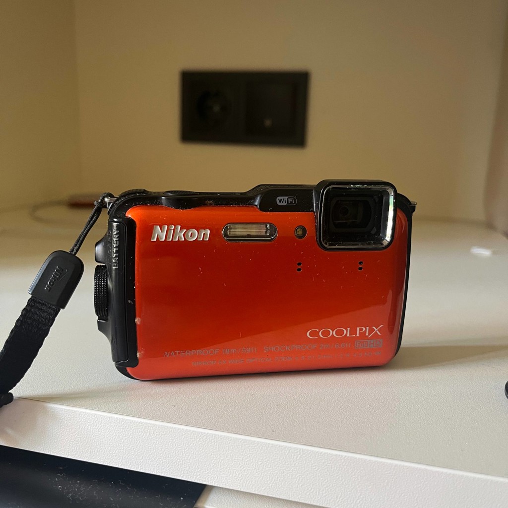 Фотоаппарат Nikon AW130