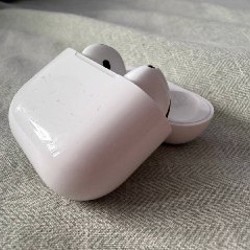 AirPods 4 - фото 2