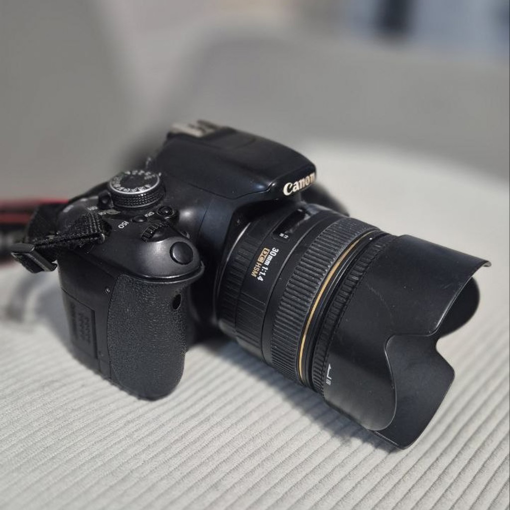 Sigma 30mm f/1.4 EX DC HSM