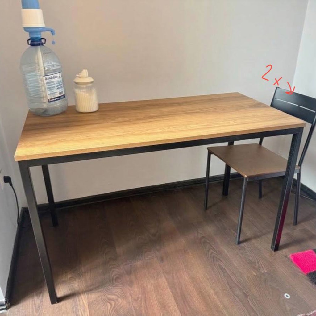 Обеденный стол IKEA