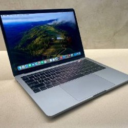 Apple MacBook Pro 13″ (2019) - фото 2
