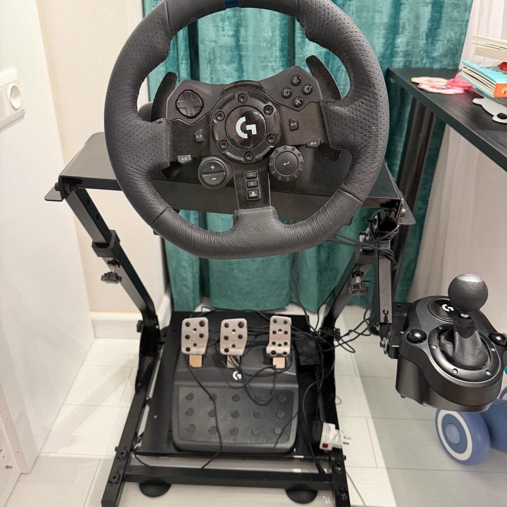 Руль Logitech
